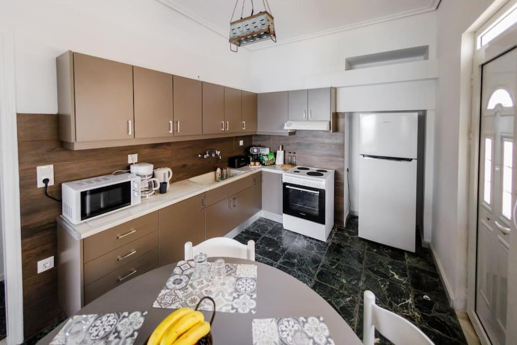 The Waves Apartment Monodhendrion Exterior photo